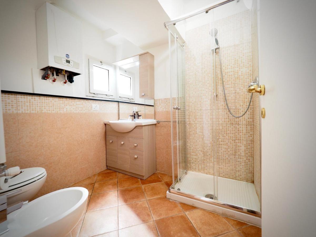 Apartment Dimora Di Pre Commenda Acquario - Genovabnb It Genua